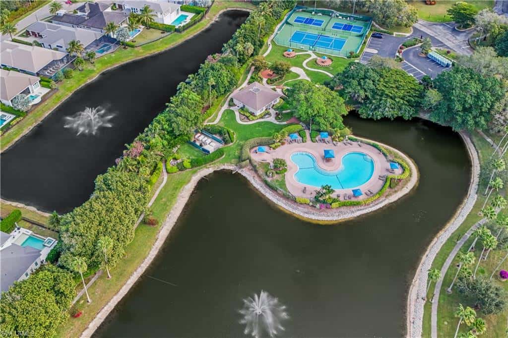 7022 Lone Oak Blvd, Naples, photo 37