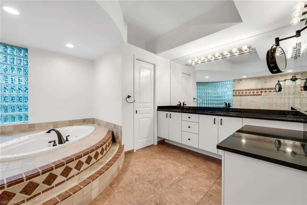9736 Wilshire Lakes Blvd, Naples, photo 16