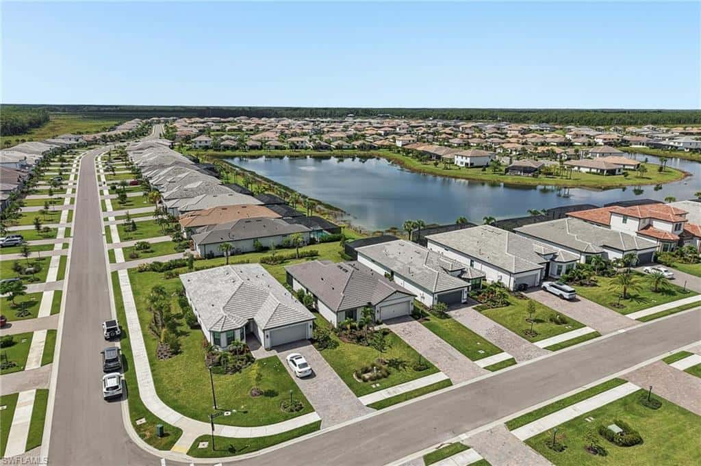 18421 Ridgeline Dr, Estero, photo 29