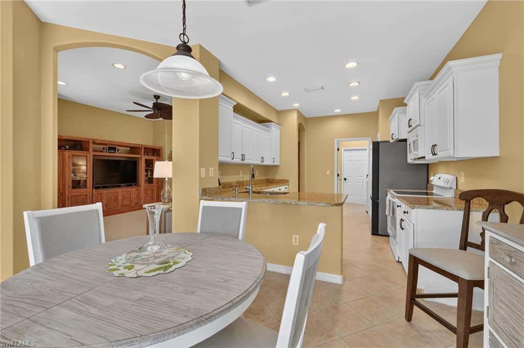 12533 Stone Tower Loop, Fort Myers, photo 4