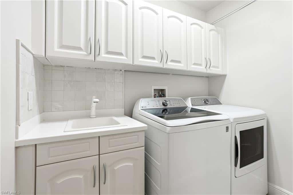 587 Avellino Isles Cir #101, Naples, photo 34