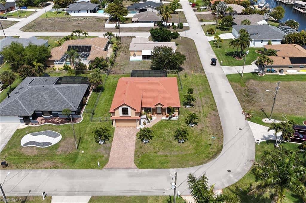 205 42nd St, Cape Coral, photo 36