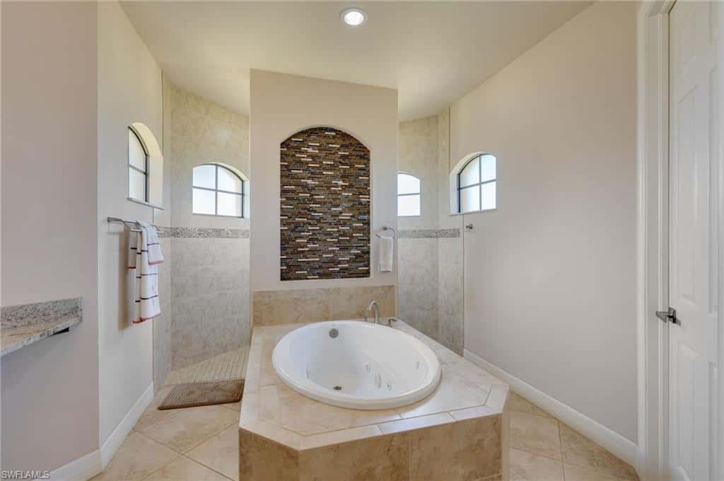 4635 32nd Ter, Cape Coral, photo 15