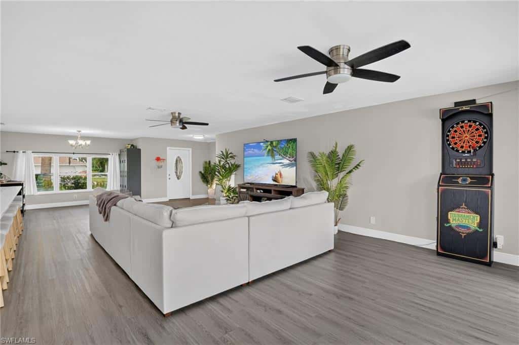 5349 Cobalt Ct, Cape Coral, photo 9