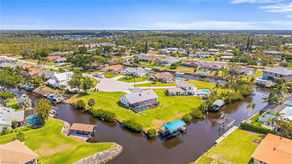 20640 Porthole Ct, Estero, photo 39