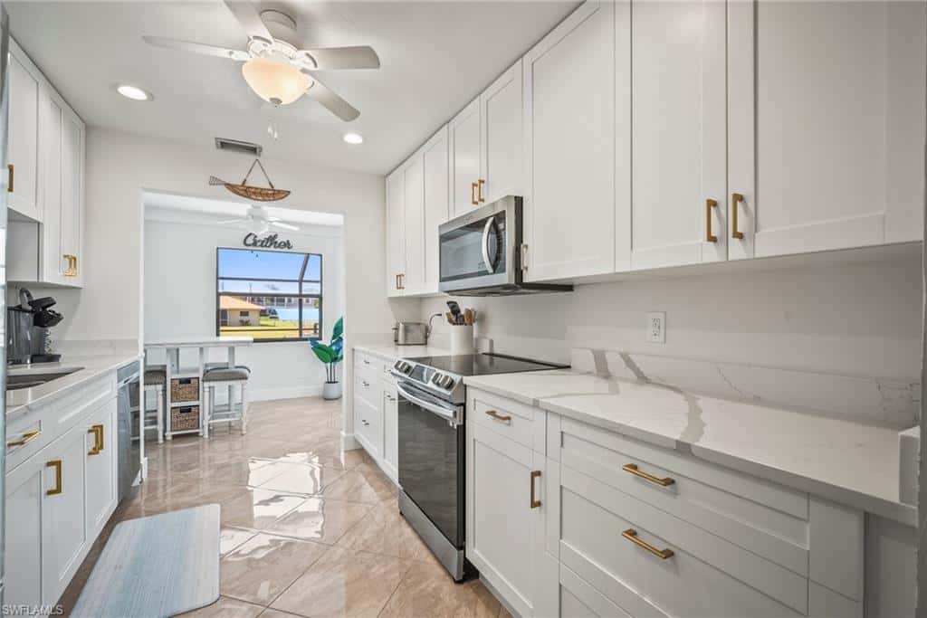 20640 Porthole Ct, Estero, photo 8