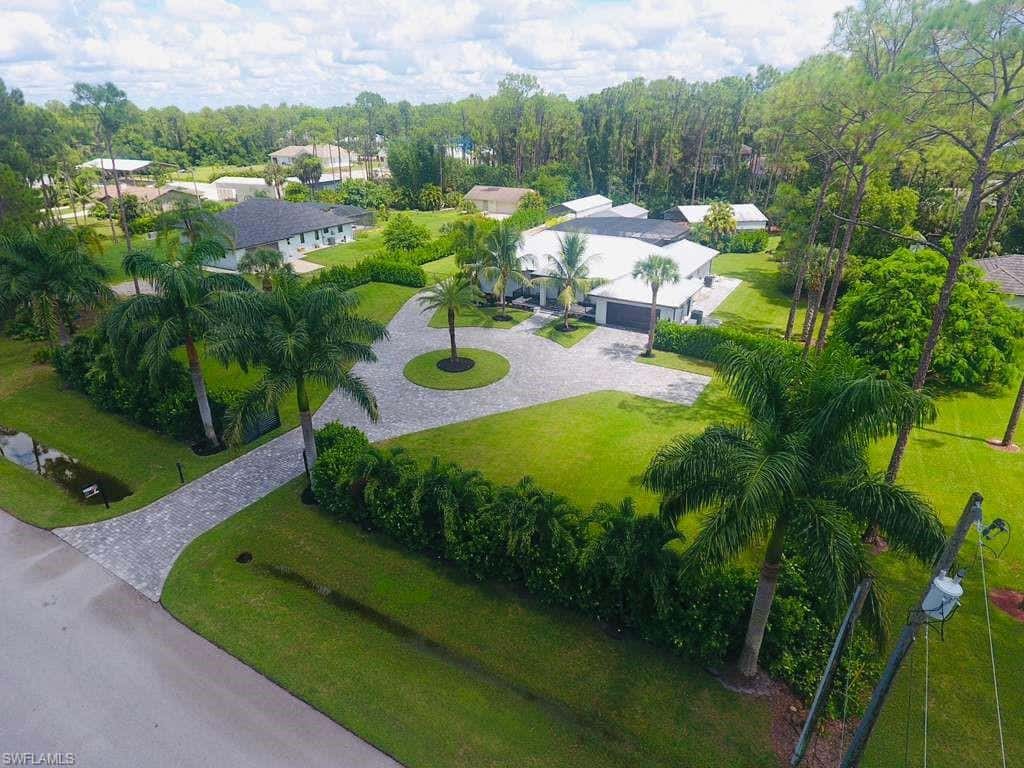 25211 Pinson Dr, Bonita Springs, photo 4