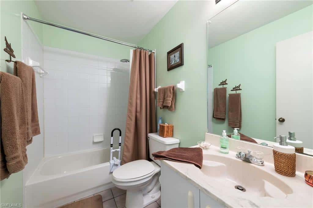 2740 Newman Dr, Naples, photo 31