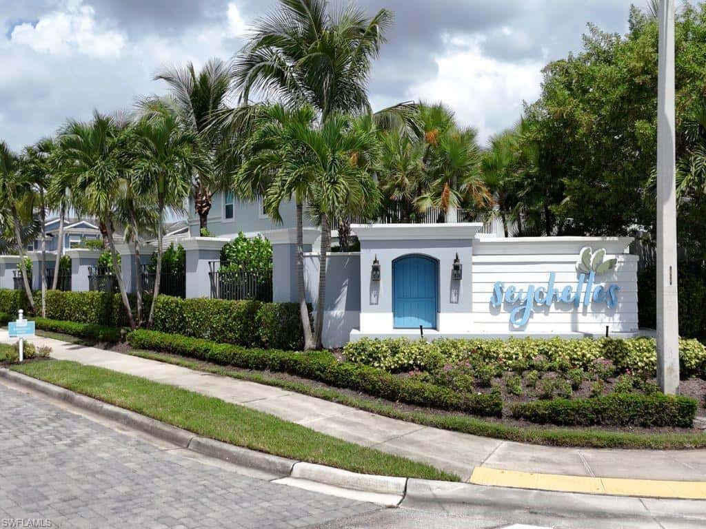2626 Seychelles Cir #1405, Naples, photo 42