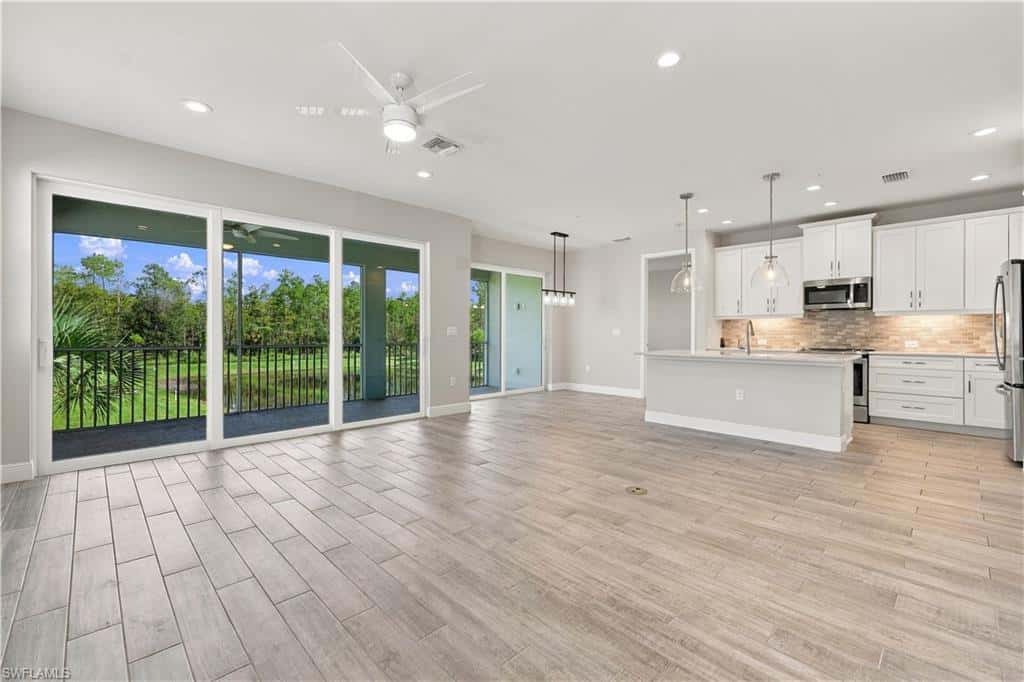 2626 Seychelles Cir #1405, Naples, photo 5