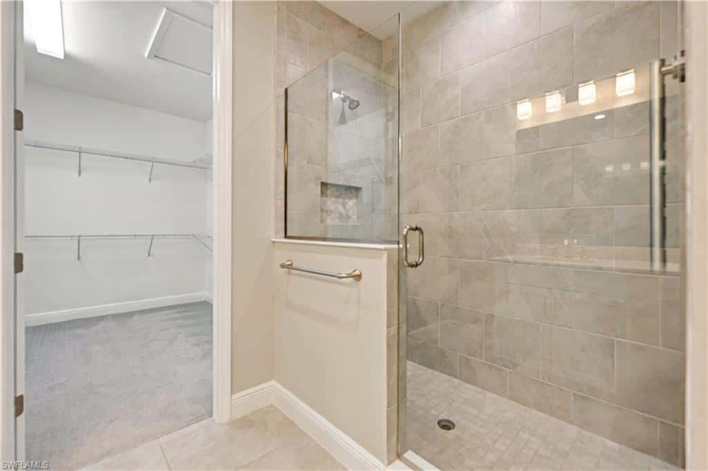 2626 Seychelles Cir #1405, Naples, photo 9