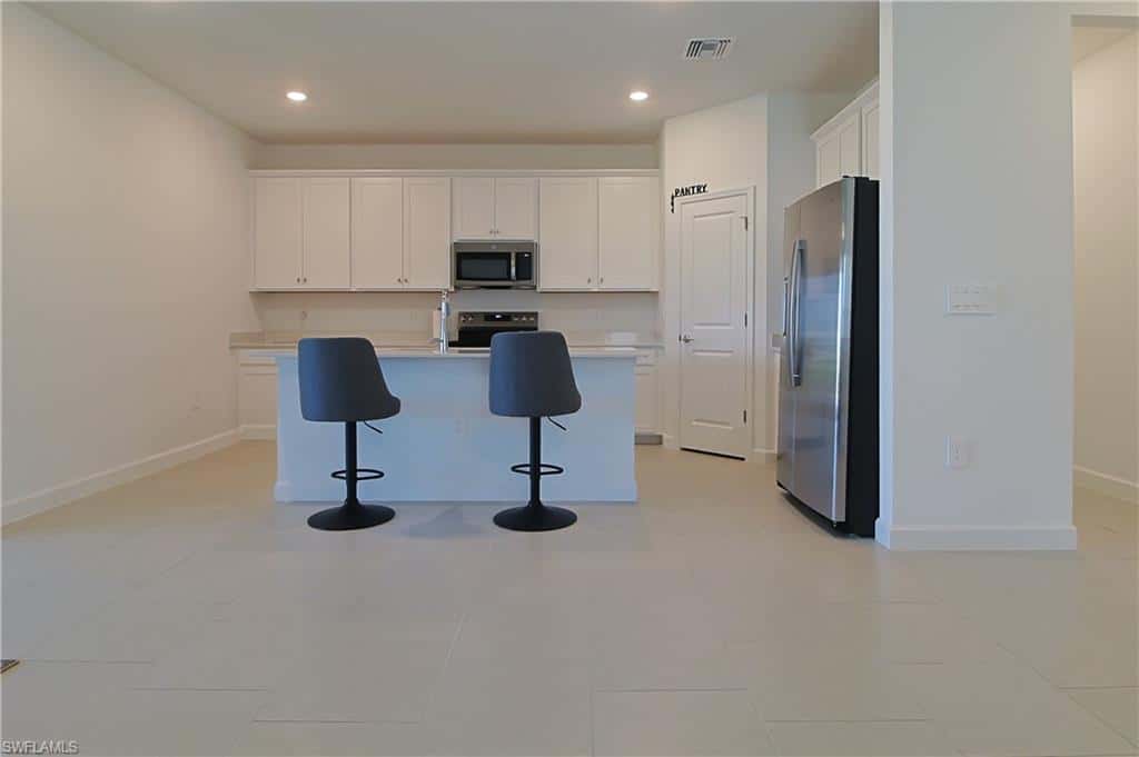 3947 Coneflower St, Alva, photo 13
