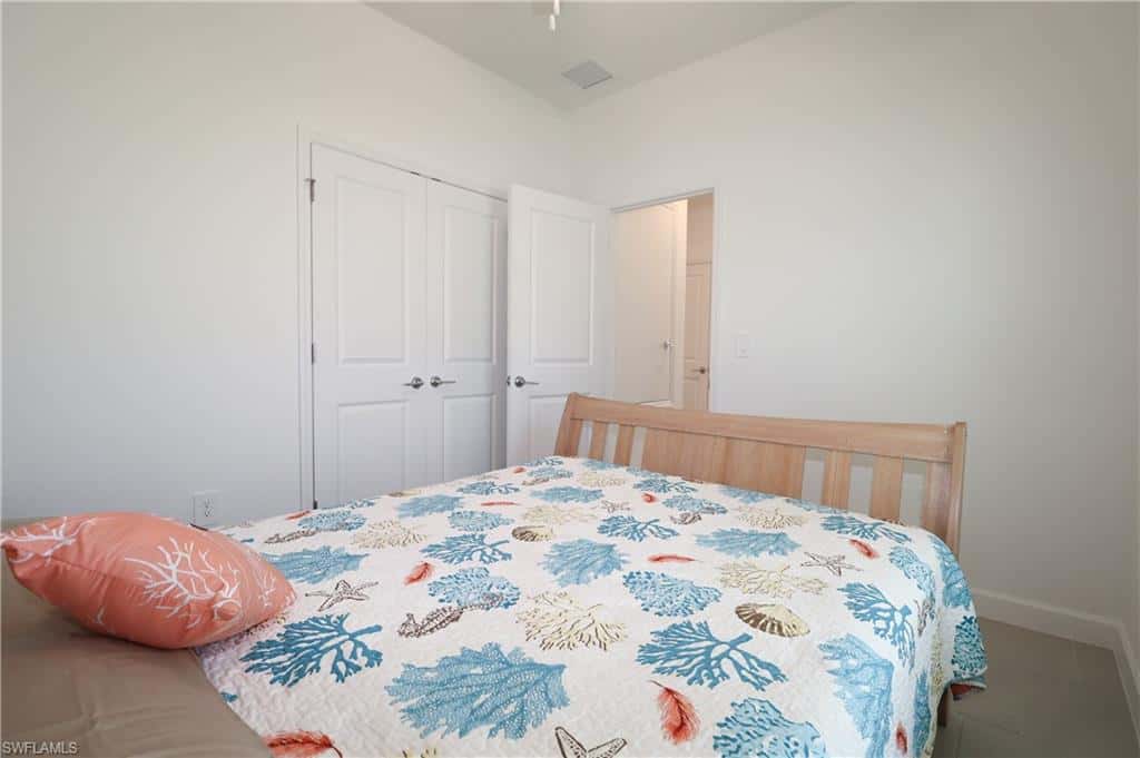 3947 Coneflower St, Alva, photo 33