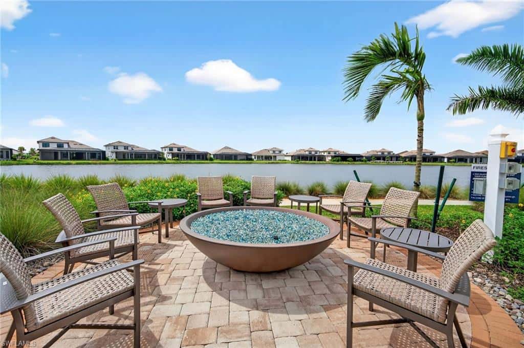 15638 Triesta Ln, Naples, photo 48