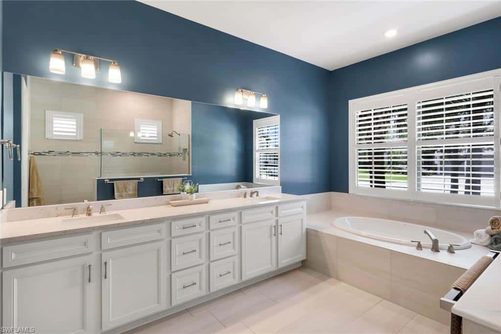 9151 Snowy Owl Way, Naples, photo 25