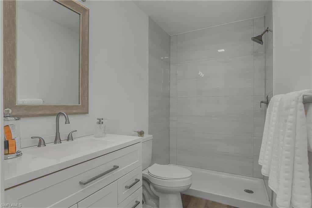 1071 Pine Isle Ln #1071, Naples, photo 15