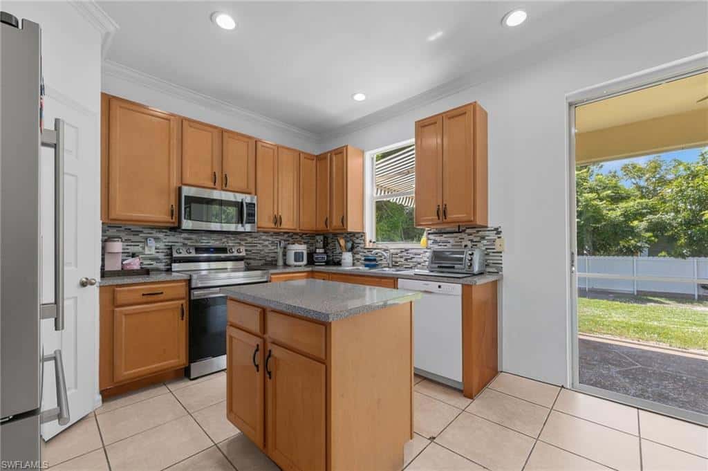 8192 New Jersey Blvd, Fort Myers, photo 14