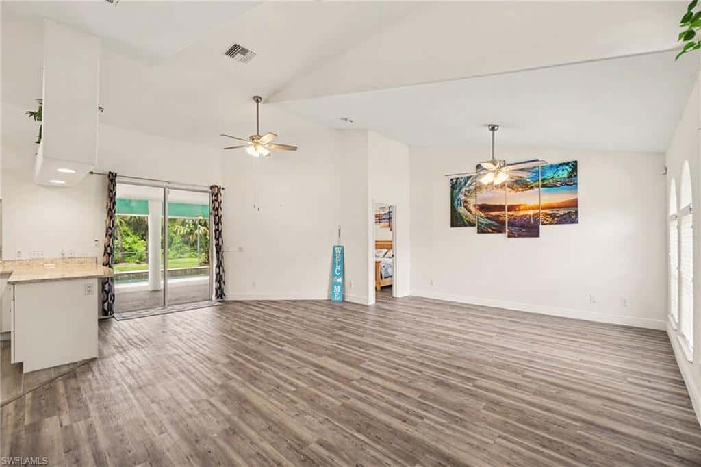 405 Poinsettia Ave, Lehigh Acres, photo 6