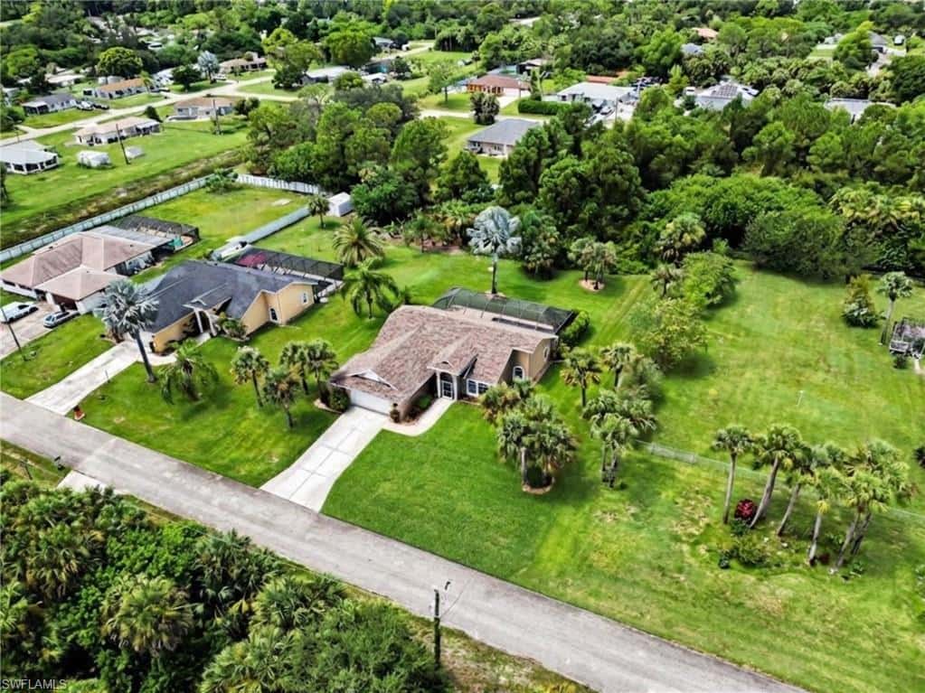 405 Poinsettia Ave, Lehigh Acres, photo 45