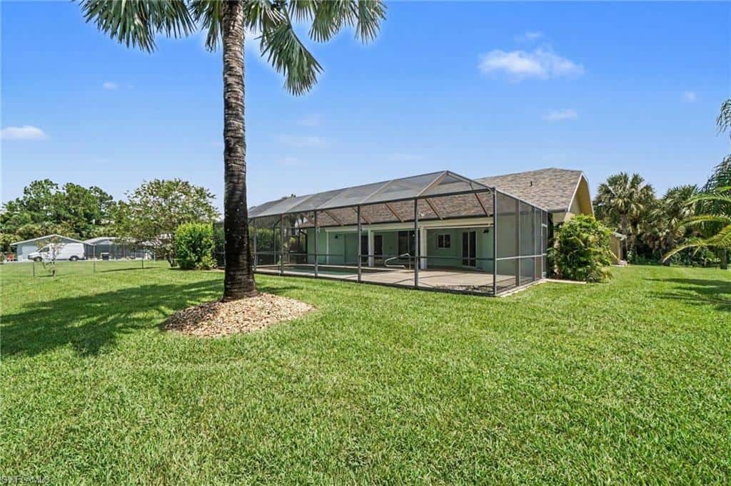 405 Poinsettia Ave, Lehigh Acres, photo 39