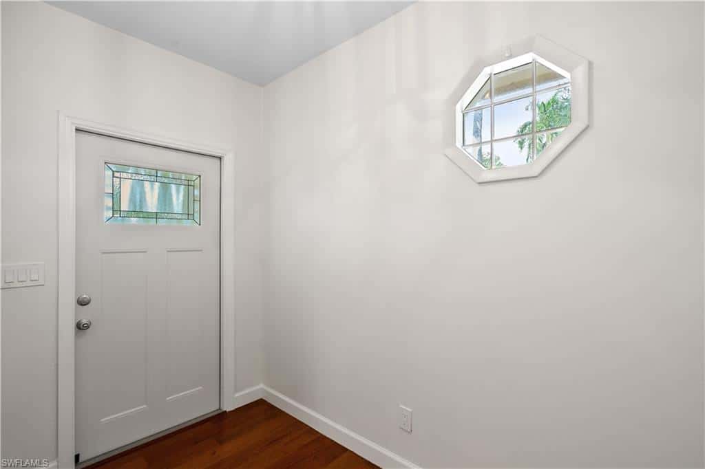 3209 Riverside Dr, Fort Myers, photo 6