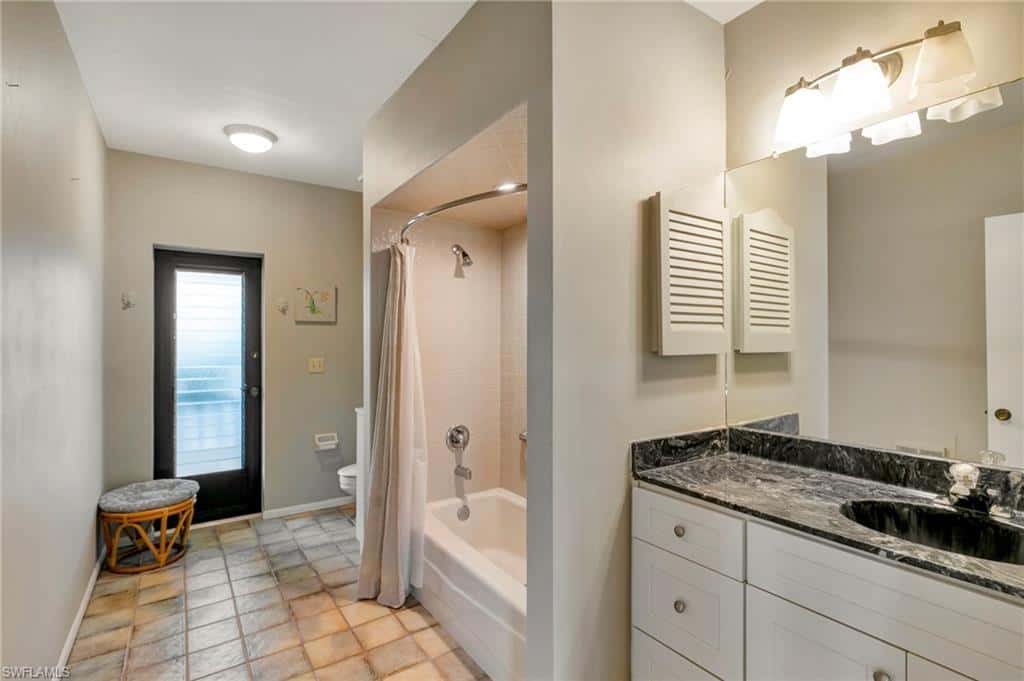 3209 Riverside Dr, Fort Myers, photo 39