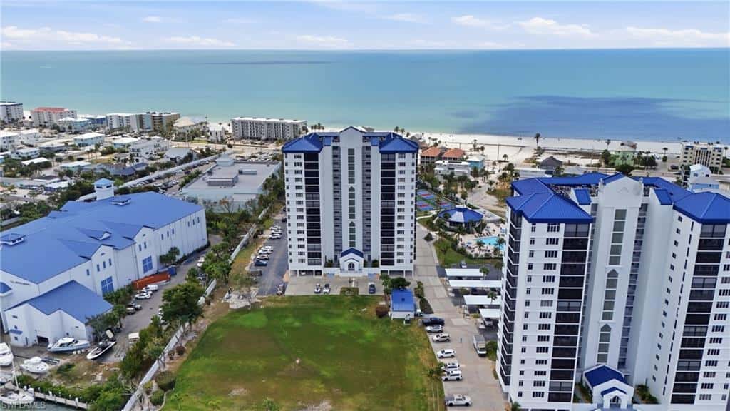 4745 Estero Blvd #204, Fort Myers Beach, photo 4