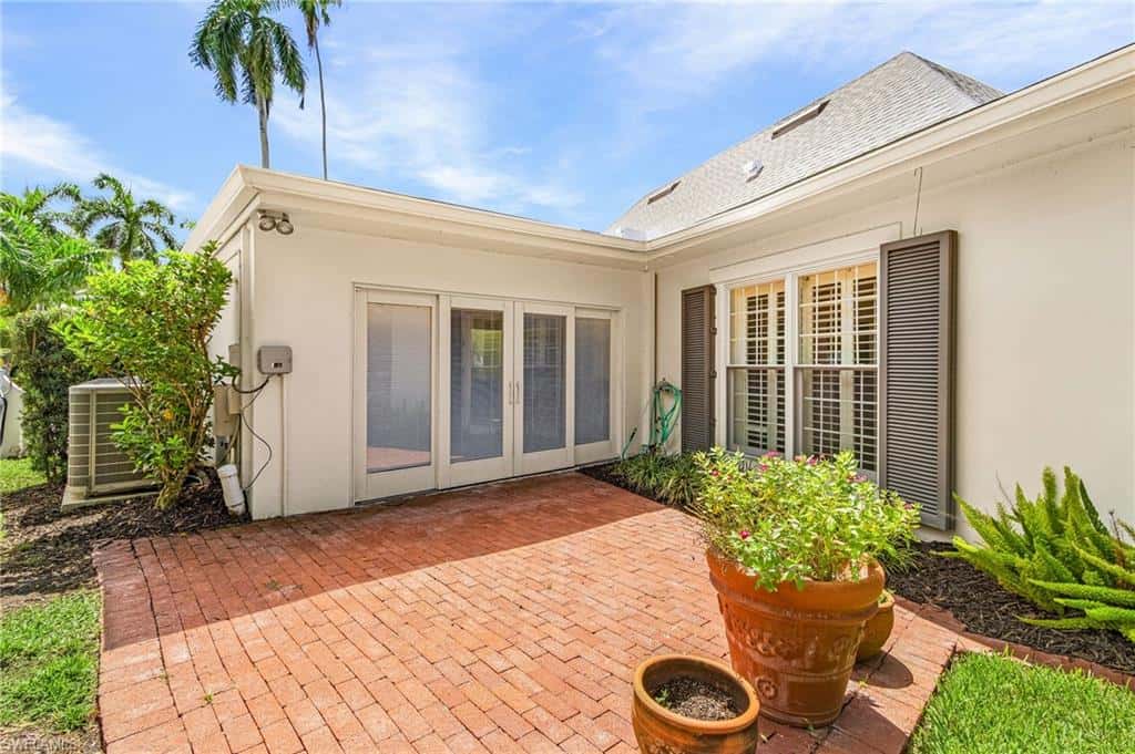 1207 Canterbury Dr, Fort Myers, photo 27
