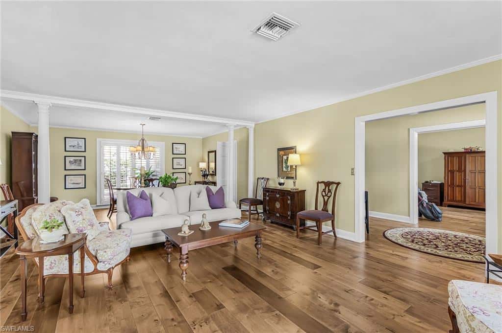 1207 Canterbury Dr, Fort Myers, photo 6