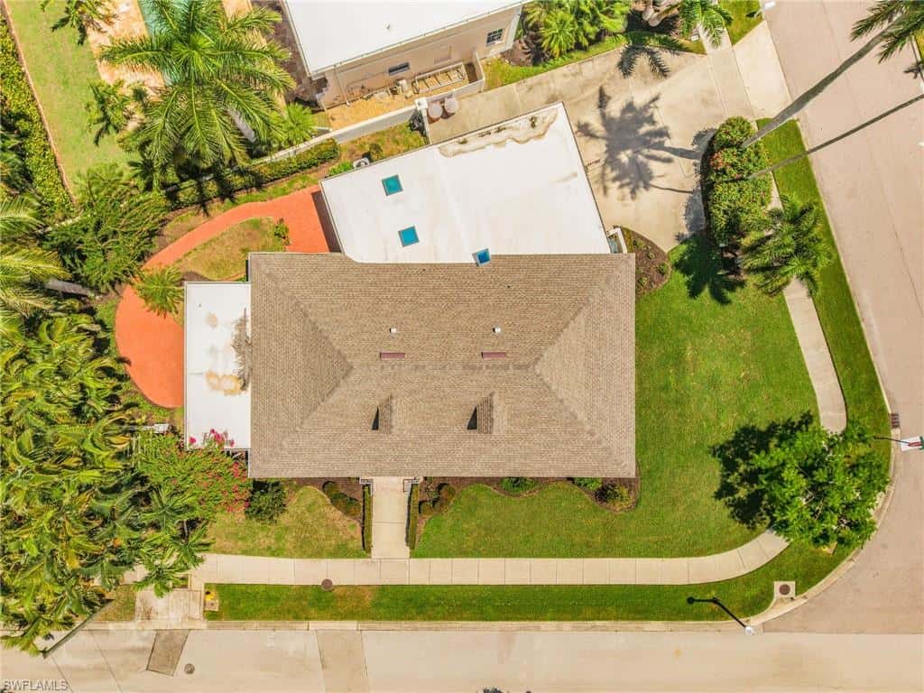 1207 Canterbury Dr, Fort Myers, photo 32