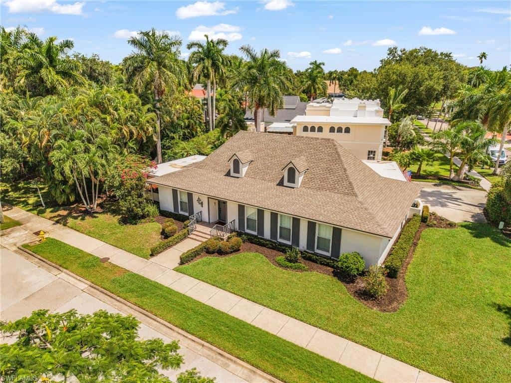 1207 Canterbury Dr, Fort Myers, photo 29