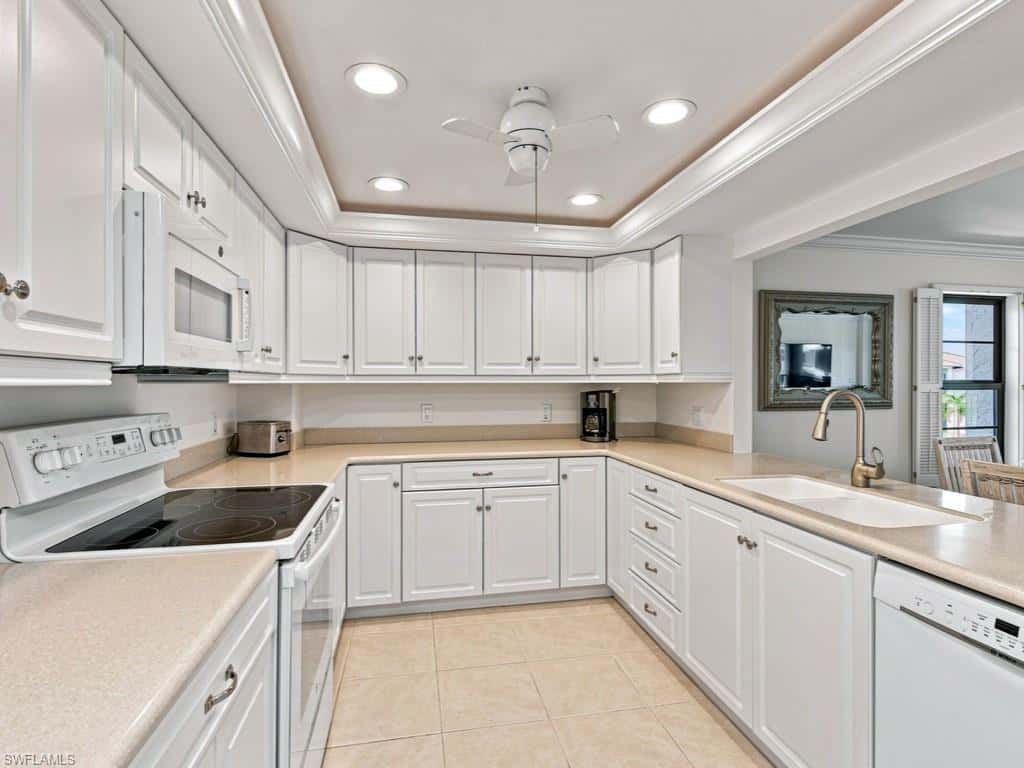 880 Huron Ct #307, Marco Island, photo 6