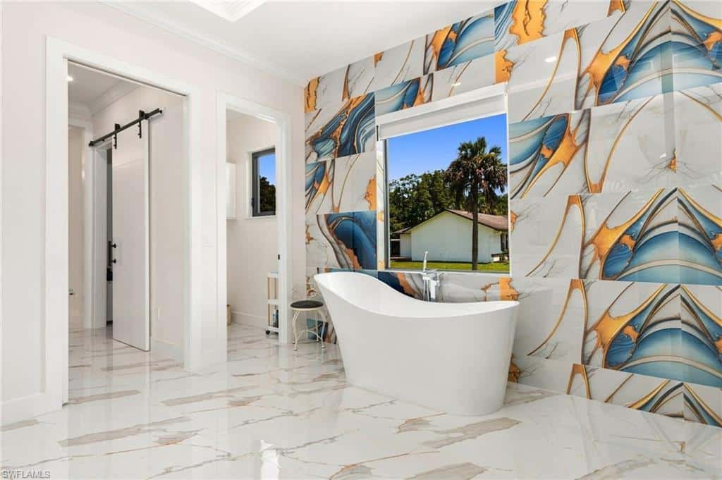 499 Golden Gate Blvd, Naples, photo 23