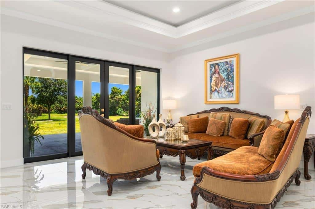 499 Golden Gate Blvd, Naples, photo 6
