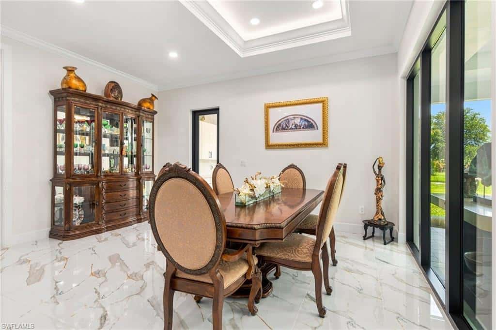 499 Golden Gate Blvd, Naples, photo 13