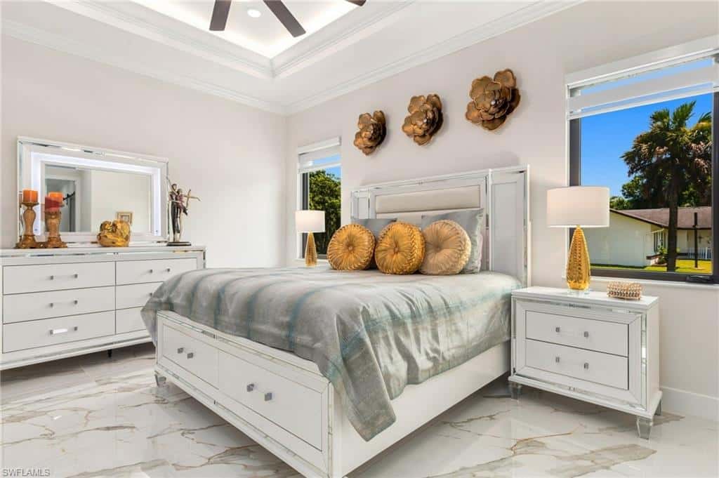 499 Golden Gate Blvd, Naples, photo 20