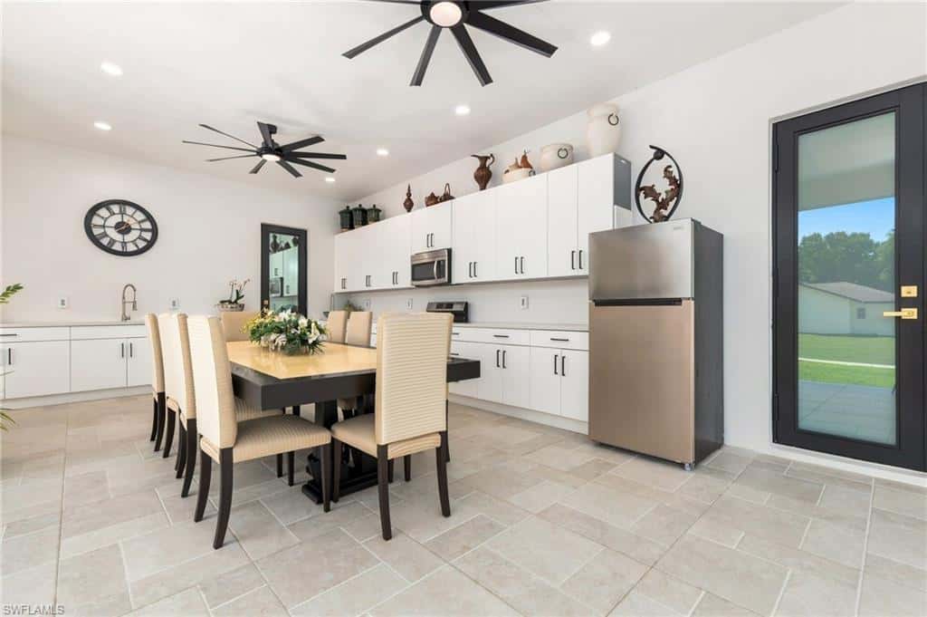 499 Golden Gate Blvd, Naples, photo 34