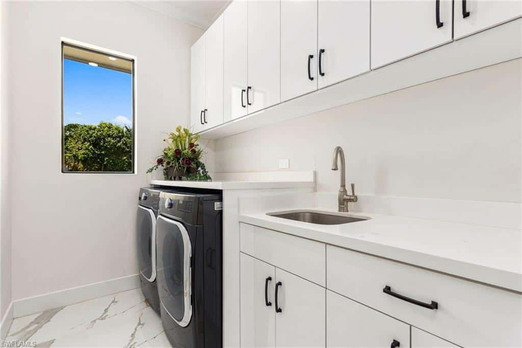 499 Golden Gate Blvd, Naples, photo 29