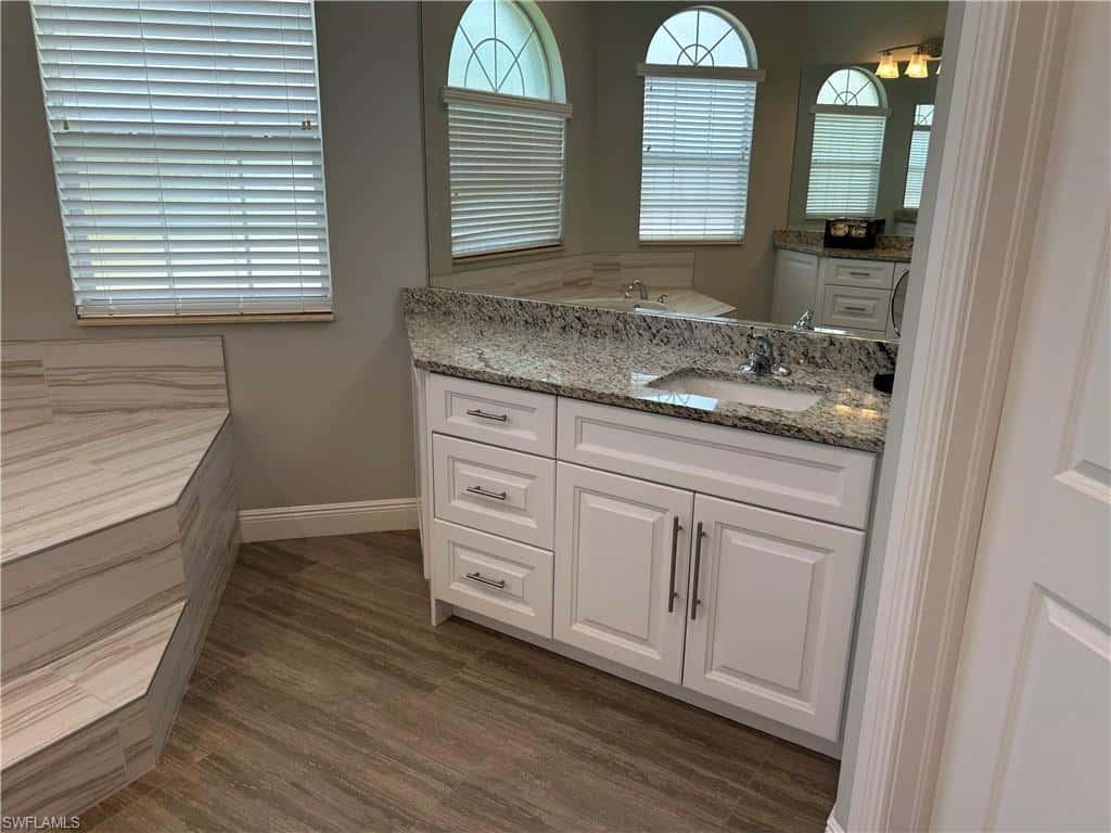 690 Wilson Blvd, Naples, photo 36
