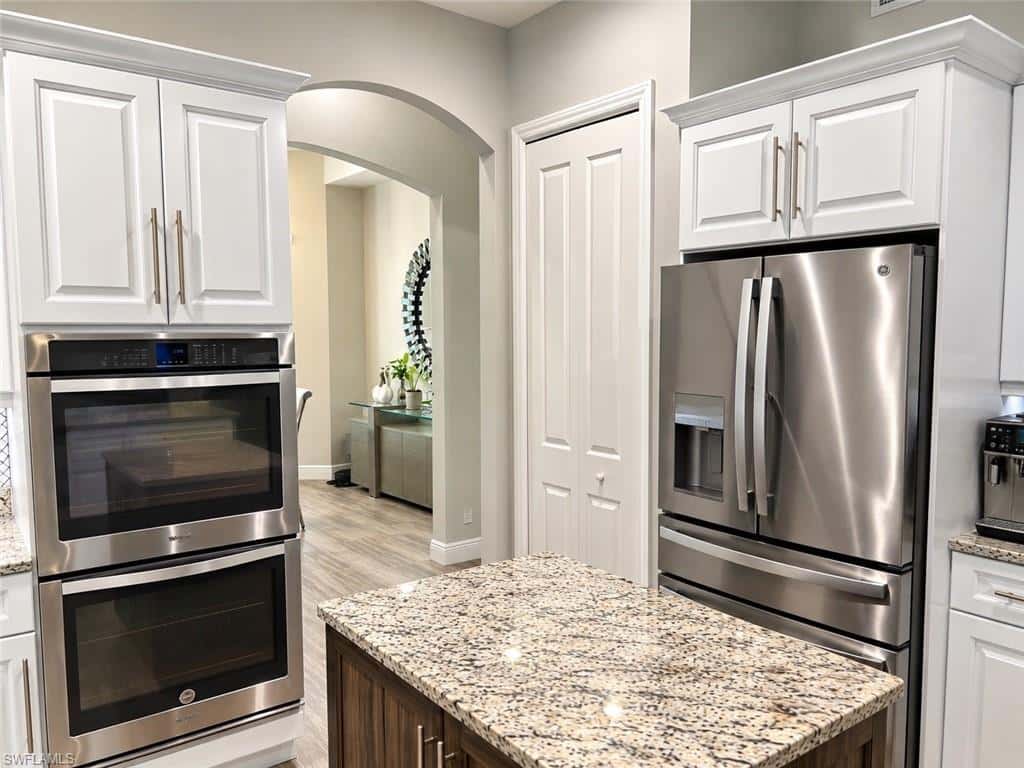 690 Wilson Blvd, Naples, photo 10