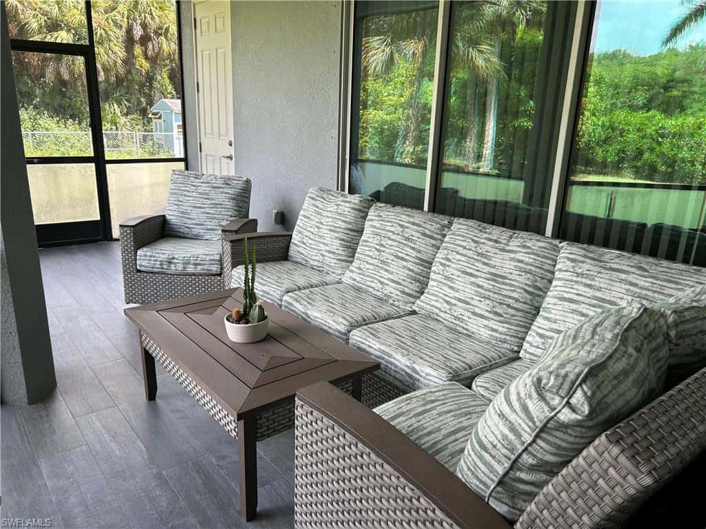 690 Wilson Blvd, Naples, photo 41