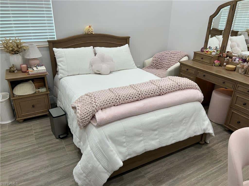 690 Wilson Blvd, Naples, photo 15
