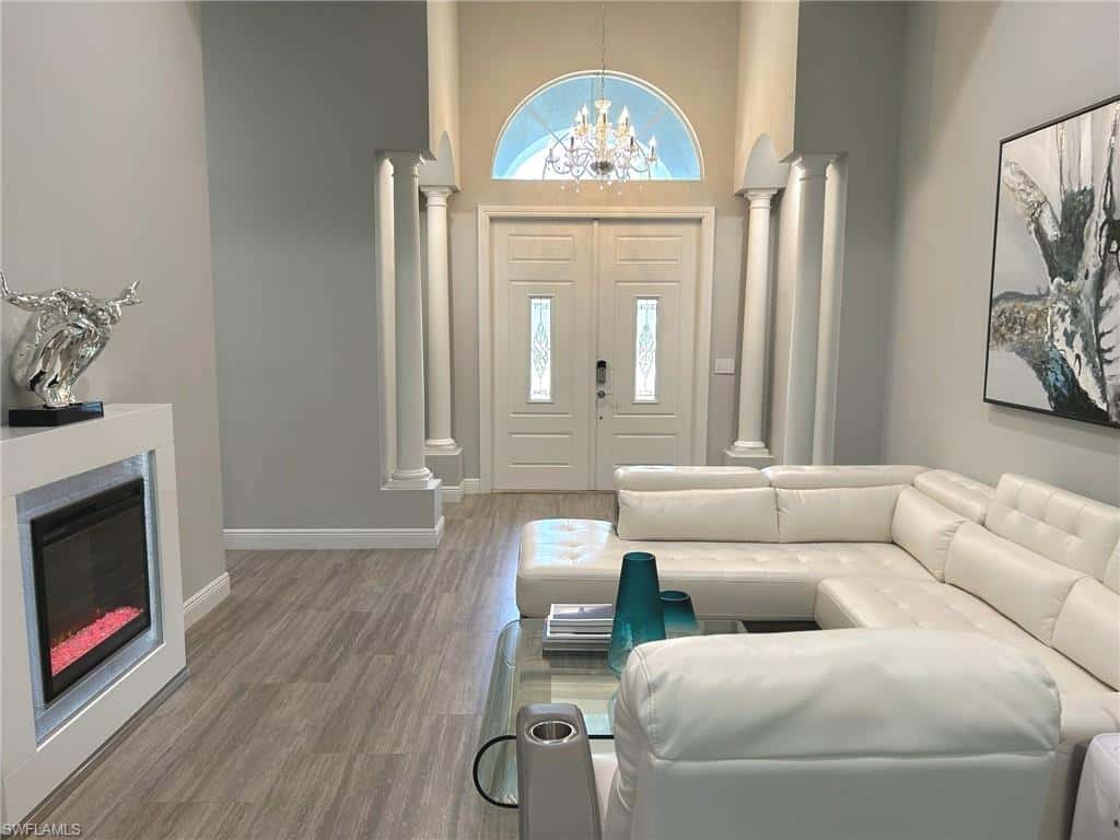 690 Wilson Blvd, Naples, photo 4
