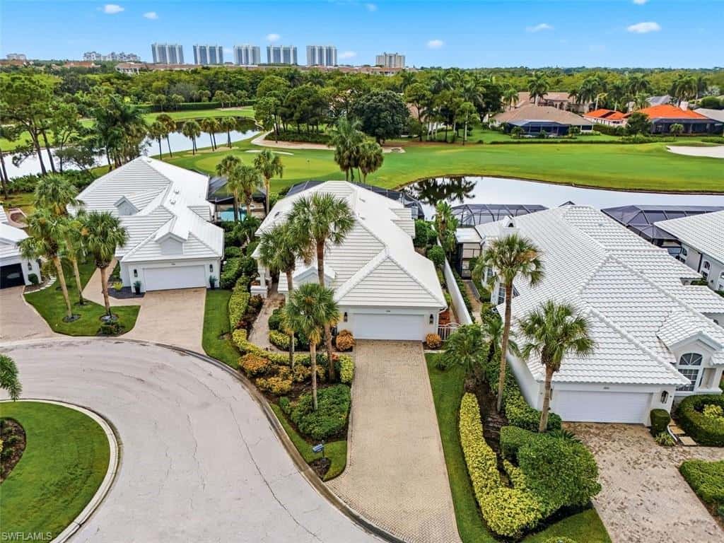 15259 Devon Green Ln, Naples, photo 37