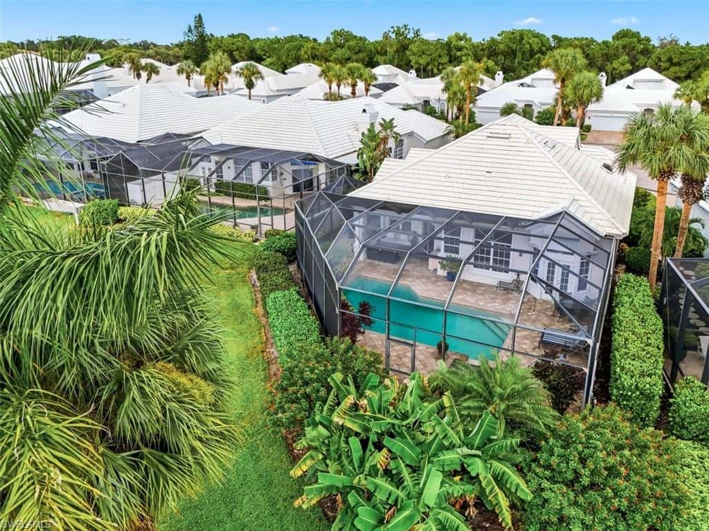15259 Devon Green Ln, Naples, photo 39