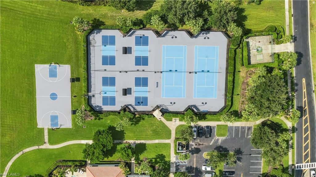 11292 Sparkleberry Dr, Fort Myers, photo 17