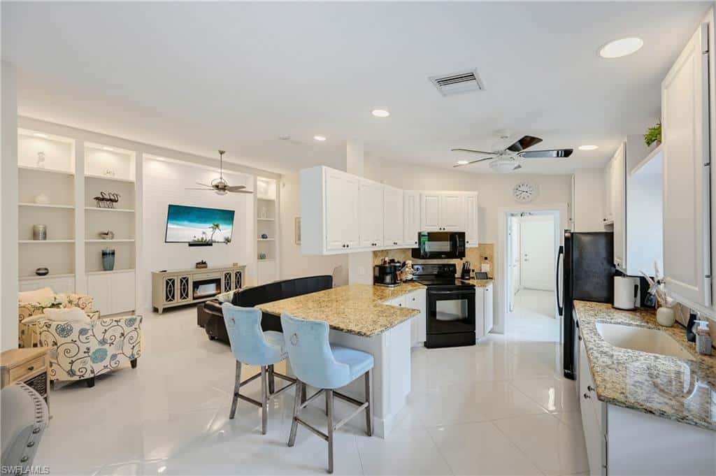 28023 Dorado Dr, Bonita Springs, photo 5