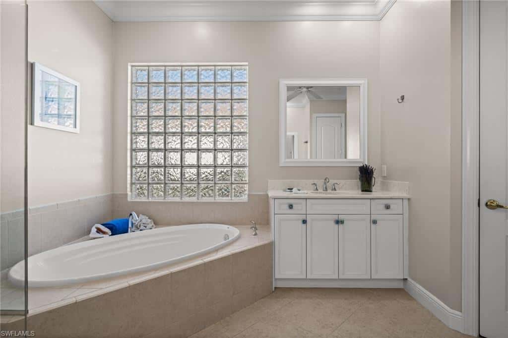 12119 Via Cercina Dr, Bonita Springs, photo 16