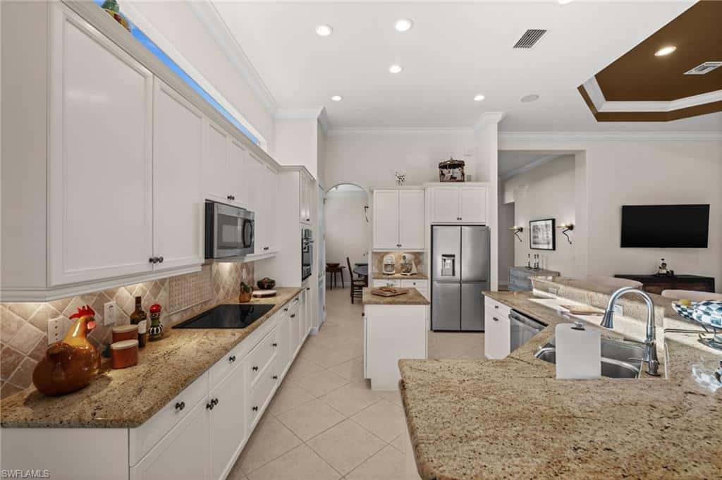 12119 Via Cercina Dr, Bonita Springs, photo 10
