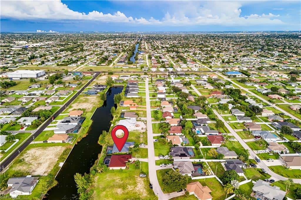 927 28th Ter, Cape Coral, photo 39